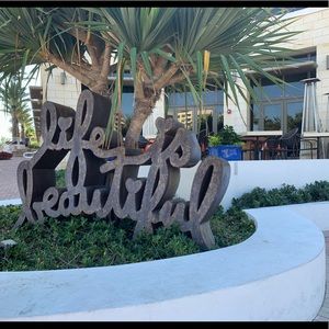 Meet your Posher, Romina